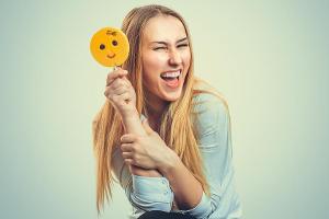 Faultier, Blindenhund und Badeanzug: Diese neuen Emojis gibt es bald