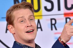 Auch mit seinen 38 Jahren wirkt Macaulay Culkin noch sehr jugendlich - sofern er nicht gerade für Instagram posiert...
