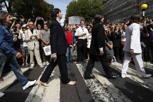 Beatles-Fans stellen berühmtes "Abbey Road"-Cover nach