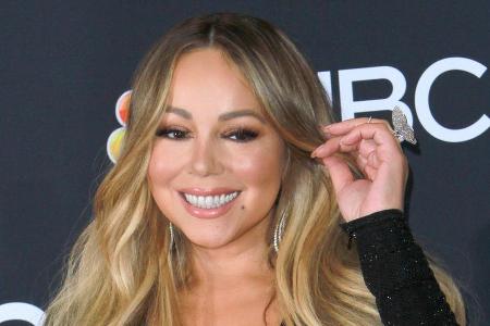Will ihren Backstage-Bereich auf eine ganz bestimmte Temperatur geheizt bekommen: Mariah Carey Will ihren Backstage-Bereich auf eine ganz bestimmte Temperatur geheizt bekommen: Mariah Carey