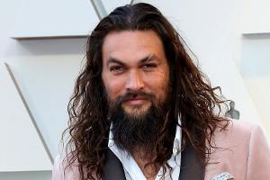 Er wird auch in der Fortsetzung den Aquaman verkörpern: Jason Momoa