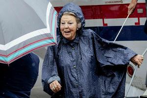 Prinzessin Beatrix: Stürmische Landung auf Saba