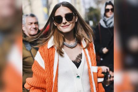 Mode-Influencerin Olivia Palermo im farbenfrohen Layering-Look Mode-Influencerin Olivia Palermo im farbenfrohen Layering-Look