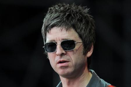 Noel Gallagher könnte 2020 wieder gemeinsam mit seinem Bruder Liam die Bühne rocken Noel Gallagher könnte 2020 wieder gemeinsam mit seinem Bruder Liam die Bühne rocken