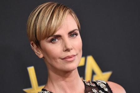 Ob sich Charlize Theron im neuen Jahr Ob sich Charlize Theron im neuen Jahr