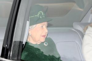 Queen Elizabeth II.: Vorweihnachtlicher Kirchgang ohne Prinz Philip