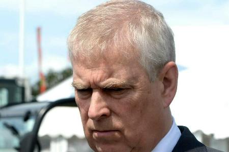 Prinz Andrew soll in den USA als Zeuge aussagen, fordern Anwälte Prinz Andrew soll in den USA als Zeuge aussagen, fordern Anwälte