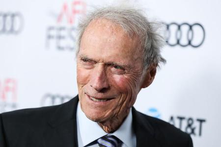 Dürfte mit dem bisherigen Erfolg seines neuen Films alles andere als zufrieden sein: Hollywood-Star Clint Eastwood Dürfte mit dem bisherigen Erfolg seines neuen Films alles andere als zufrieden sein: Hollywood-Star Clint Eastwood
