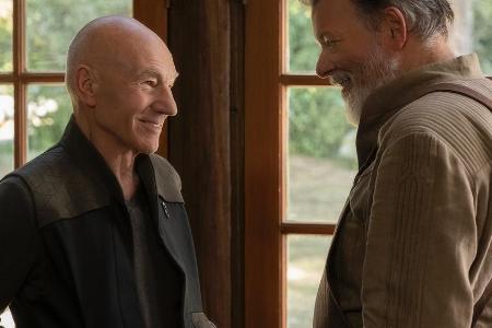 Sir Patrick Stewart als Picard (l.) und Jonathan Frakes als Riker Sir Patrick Stewart als Picard (l.) und Jonathan Frakes als Riker