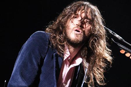 John Frusciante 2006 auf der Bühne mit den Red Hot Chili Peppers John Frusciante 2006 auf der Bühne mit den Red Hot Chili Peppers