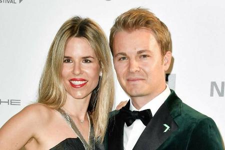 Nico Rosberg mit Ehefrau Vivian bei einem Auftritt in Berlin Nico Rosberg mit Ehefrau Vivian bei einem Auftritt in Berlin