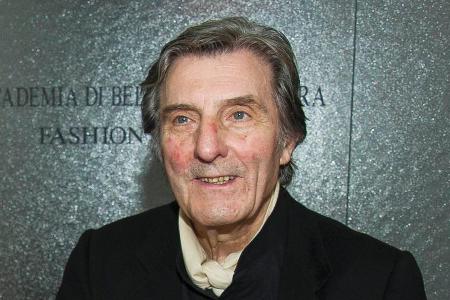 Emanuel Ungaro hatte sich im Jahr 2004 aus der Modebranche zurückgezogen Emanuel Ungaro hatte sich im Jahr 2004 aus der Modebranche zurückgezogen