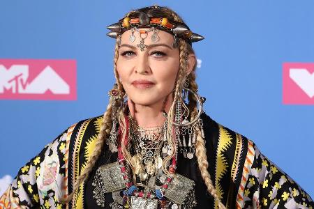 Madonna und der Tänzer Ahlamalik Williams treffen sich schon seit einem Jahr Madonna und der Tänzer Ahlamalik Williams treffen sich schon seit einem Jahr