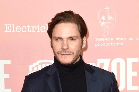 Nicht nur Schauspieler: Daniel Brühl betreibt in Berlin auch eine Tapas-Bar Nicht nur Schauspieler: Daniel Brühl betreibt in Berlin auch eine Tapas-Bar