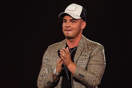 Pietro Lombardi hat eine OP gut überstanden. Pietro Lombardi hat eine OP gut überstanden.