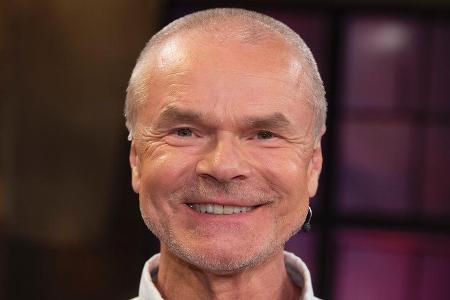 Jürgen Domian: Im Januar geht es mit seiner neuen Talkshow weiter Jürgen Domian: Im Januar geht es mit seiner neuen Talkshow weiter