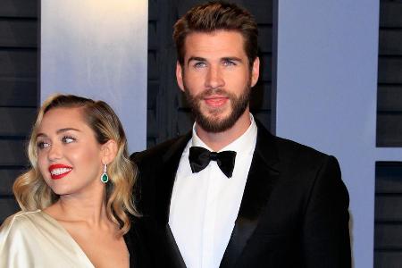 Vor gar nicht allzu langer Zeit waren Miley Cyrus und Liam Hemsworth noch ein glückliches Paar Vor gar nicht allzu langer Zeit waren Miley Cyrus und Liam Hemsworth noch ein glückliches Paar