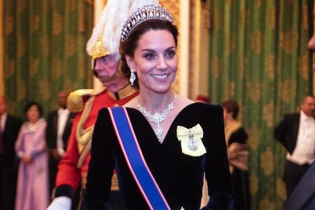 Herzogin Kate beim Diplomaten-Empfang in London Herzogin Kate beim Diplomaten-Empfang in London