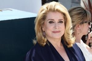 Catherine Deneuve durfte das Krankenhaus wieder verlassen