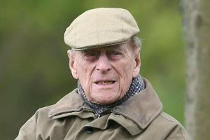 Prinz Philip befindet sich weiterhin im Krankenhaus