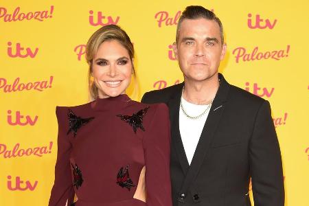 Robbie Williams und Ayda Field feiern Weihnachten zu Hause Robbie Williams und Ayda Field feiern Weihnachten zu Hause