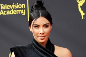 Photoshop-Weihnachtskarte: Kim Kardashian fügte Tochter North hinzu