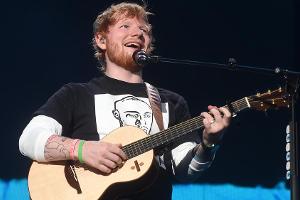 Eigener Fußballplatz plus Strand: Ed Sheeran renoviert sein Eigenheim