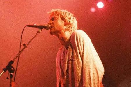 Musiker Kurt Cobain bei einem Auftritt im Jahr 1992 Musiker Kurt Cobain bei einem Auftritt im Jahr 1992