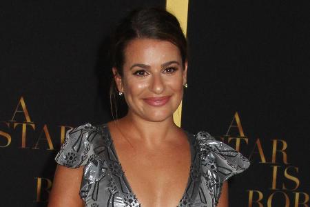 Lea Michele hat sich vor den Traualtar gewagt Lea Michele hat sich vor den Traualtar gewagt