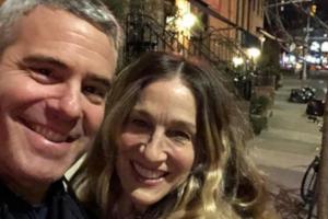 Moderator Andy Cohen schwärmt vom Essen mit Schauspielerin Sarah Jessica Parker