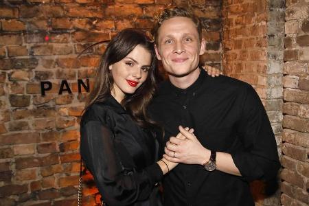 Ruby O. Fee und Matthias Schweighöfer bei ihrem ersten gemeinsamen Pärchen-Auftritt in Berlin Ruby O. Fee und Matthias Schweighöfer bei ihrem ersten gemeinsamen Pärchen-Auftritt in Berlin