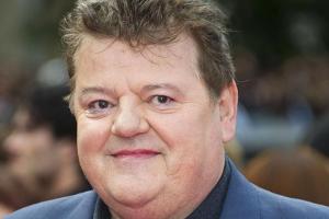 "Harry Potter"-Star Robbie Coltrane sitzt im Rollstuhl