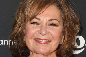 Bühnen-Comeback: Roseanne Barr teilt heftig gegen US-Sender aus