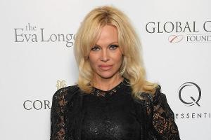 Rolle rückwärts: Pamela Anderson ist wieder mit Adil Rami zusammen