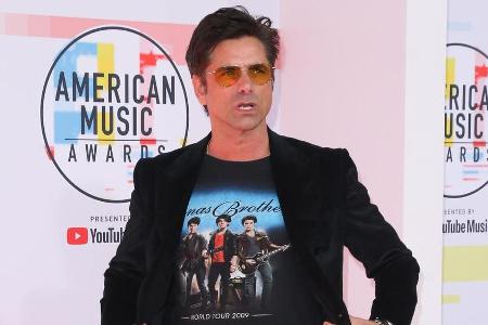 Hier scheint alles begonnen zu haben: John Stamos trug bei den Hier scheint alles begonnen zu haben: John Stamos trug bei den
