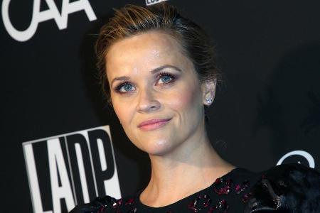 Reese Witherspoon schlägt auf lustige Art zurück: Sie will mit Jennifer Garner Reese Witherspoon schlägt auf lustige Art zurück: Sie will mit Jennifer Garner