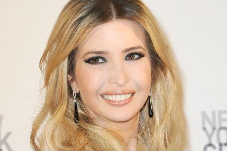 Ivanka Trump feuert ihre Schwägerin an Ivanka Trump feuert ihre Schwägerin an