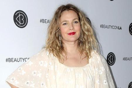 Drew Barrymore beim Beautycon Festival in Los Angeles Drew Barrymore beim Beautycon Festival in Los Angeles