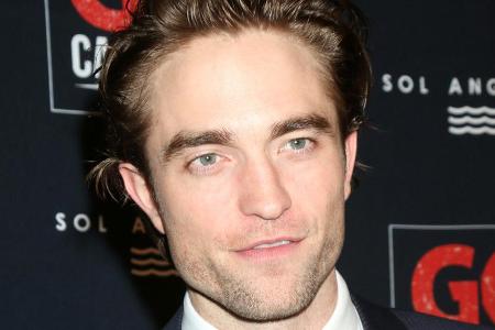 Robert Pattinson widmet sich einem neuen Projekt Robert Pattinson widmet sich einem neuen Projekt