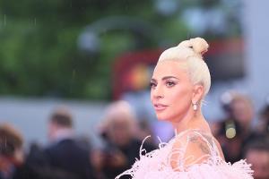 Lady Gaga: Sorry für die Zusammenarbeit mit R. Kelly