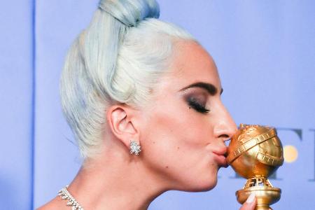Lady Gaga konnte am Sonntag ihren ersten Golden Globe Award entgegennehmen Lady Gaga konnte am Sonntag ihren ersten Golden Globe Award entgegennehmen