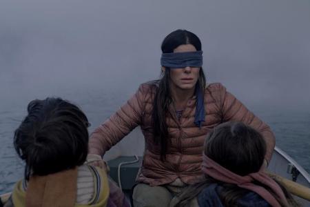 Sandra Bullock begibt sich mit den zwei Kindern auf eine gefährliche Odyssee Sandra Bullock begibt sich mit den zwei Kindern auf eine gefährliche Odyssee