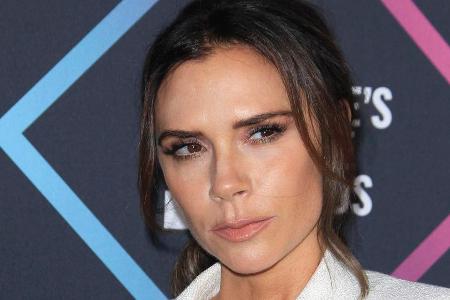 Victoria Beckham behandelt sich mit einem ganz speziellen Beauty-Treatment Victoria Beckham behandelt sich mit einem ganz speziellen Beauty-Treatment