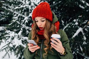 So schützt man das Smartphone bei Eiseskälte richtig