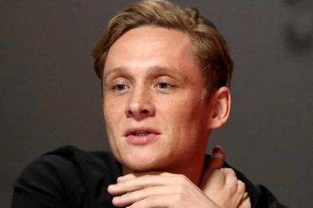 Matthias Schweighöfer hat sich persönlich an seine Fans gewandt Matthias Schweighöfer hat sich persönlich an seine Fans gewandt