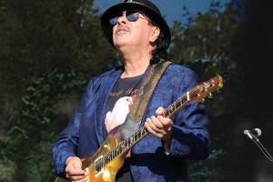 Santana läutet mit neuer Musik sein Jahr der Jubiläen ein