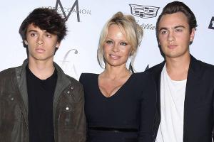 Pamela Anderson vermisst in Frankreich ihre Söhne