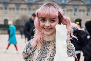 "GoT"-Star Maisie Williams: Seltsames Outfit bei der Kenzo-Show