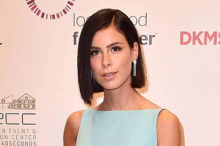 Lena Meyer-Landrut startete als Sängerin durch Lena Meyer-Landrut startete als Sängerin durch