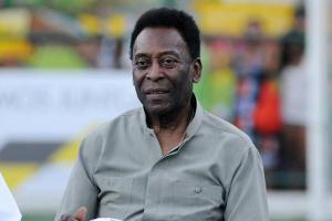 Fußball-Legende Pelé in Krankenhaus eingeliefert